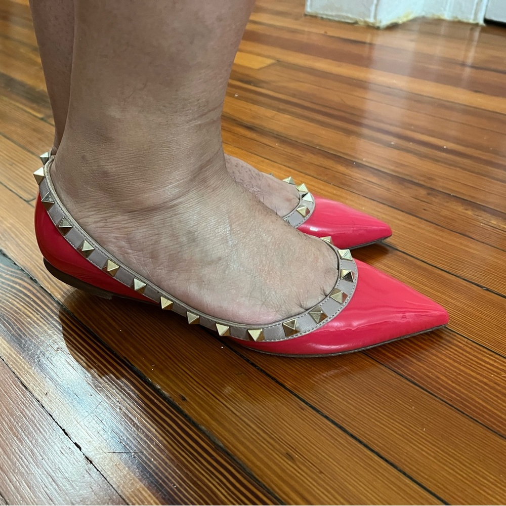 VALENTNO GARAVNI  Patent Leather Rock Stud Ballet Flats - Picture 3 of 17